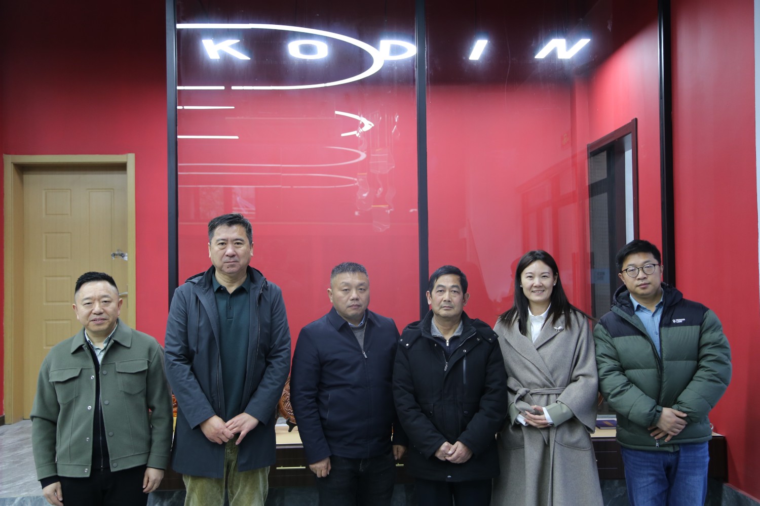 中國國際科技促進(jìn)會(huì)涂層防腐技術(shù)創(chuàng)新分會(huì)秘書長 殷巖勤一行來公司指導(dǎo)調(diào)研